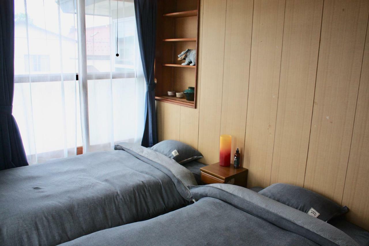 Апартаменты Higashimachi House 東町ハウス Сираои Экстерьер фото