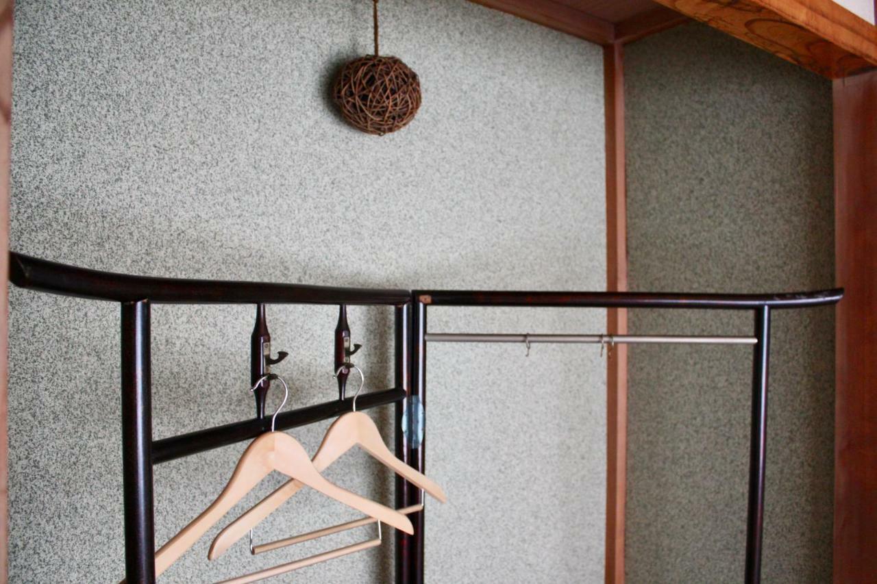 Апартаменты Higashimachi House 東町ハウス Сираои Экстерьер фото
